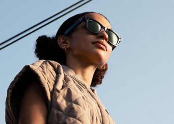 Facebook-brillen krijgen hun eerste waarschuwing